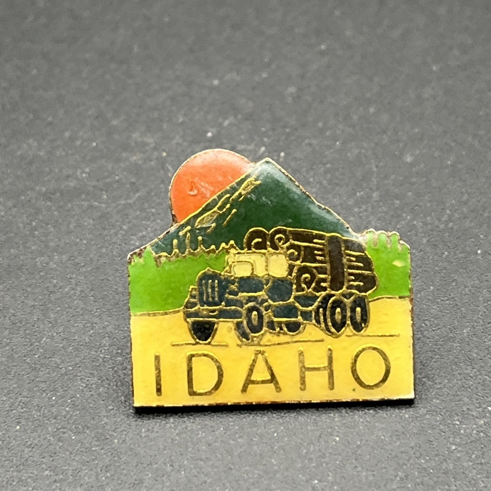 Idaho Timber Delivery Truck United States Of America Lapel Hat Pin
